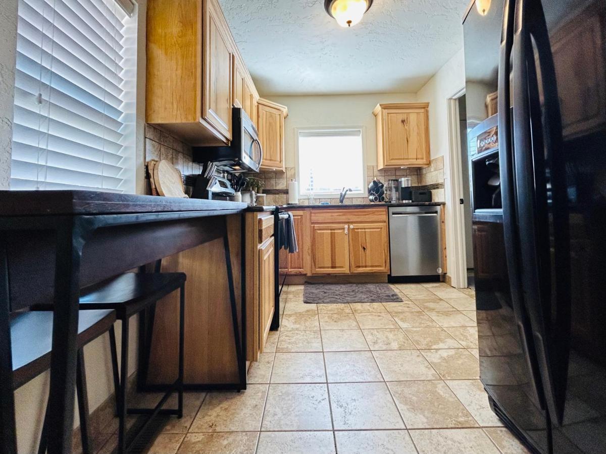 Home Sweet Idahome, Feels Like Home With All The Decor You Wish You Could Afford King Bed In Master, Fully Fenced Dog Friendly Yard, A Few Blocks From Bsu And Downtown Boise, Your Perfect Stay! Extérieur photo